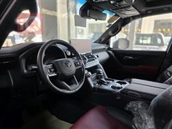 تۆیۆتا لاند کروزەر